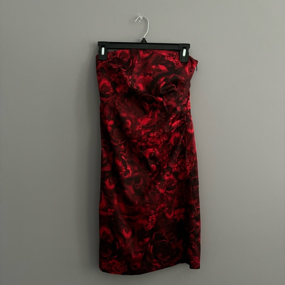 Ann Taylor Petite Size 0 Red Rose Mini Strapless Silk Bodycon Dress - Picture 1 of 14